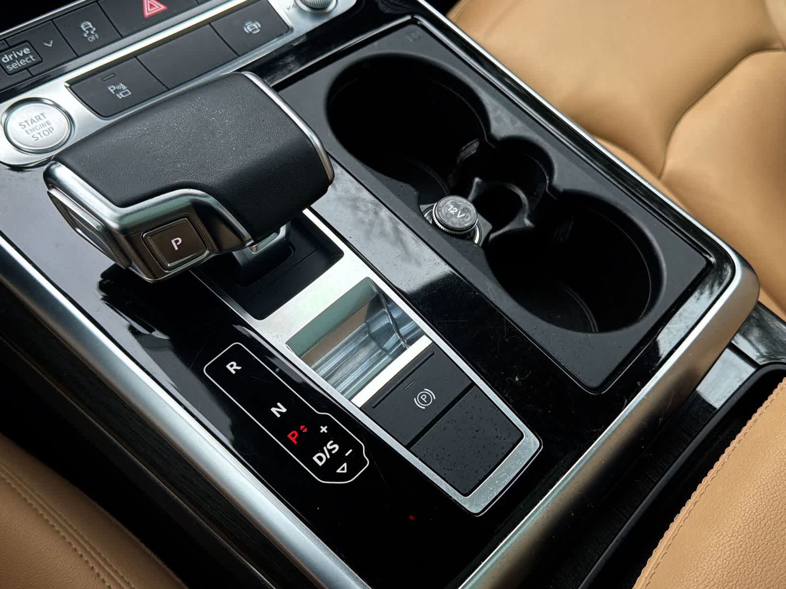 Thumbnail: 2020 Audi Q7 - 25