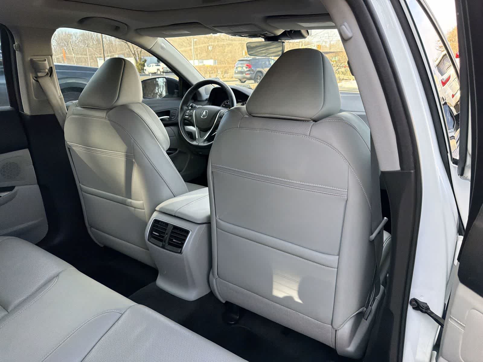 Thumbnail: 2017 Acura TLX - 20