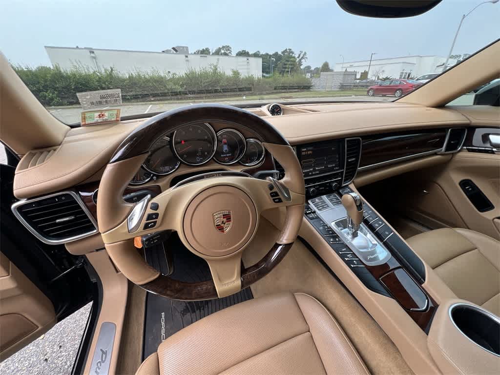 Thumbnail: 2014 Porsche Panamera - 18
