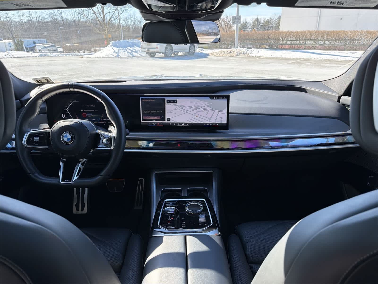 Thumbnail: 2023 BMW 7 Series - 18