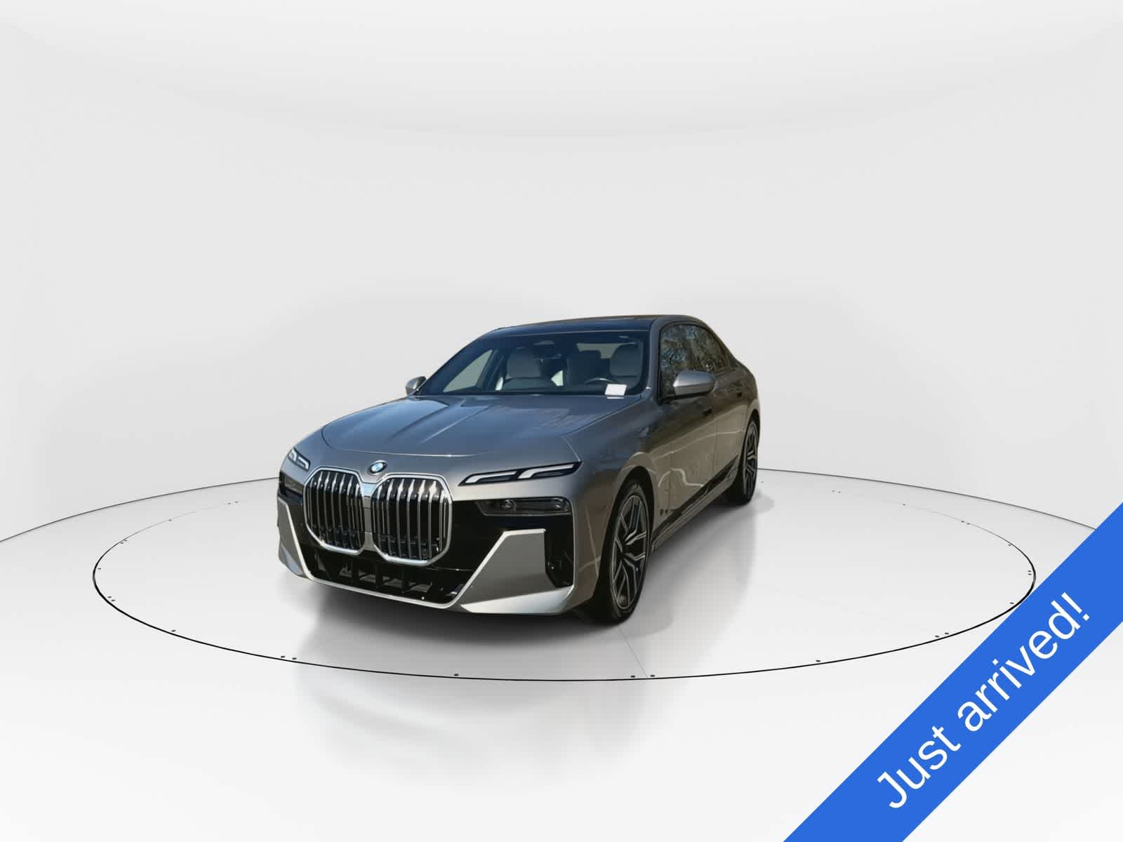 Thumbnail: 2023 BMW 7 Series - 3
