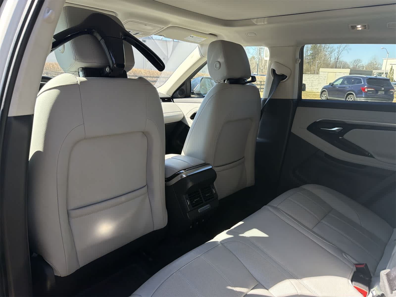 Thumbnail: 2020 Land Rover Range Rover Evoque - 20