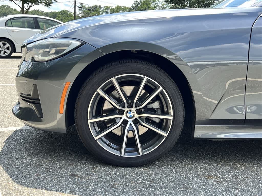 Thumbnail: 2022 BMW 3 Series - 16