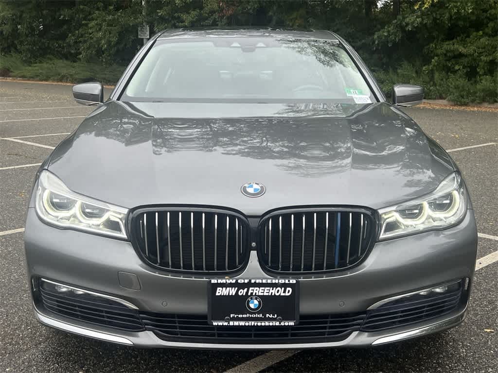 Thumbnail: 2017 BMW 7 Series - 14
