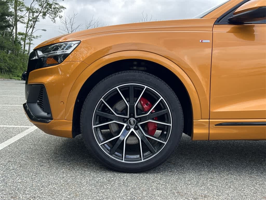 Thumbnail: 2022 Audi Q8 - 16