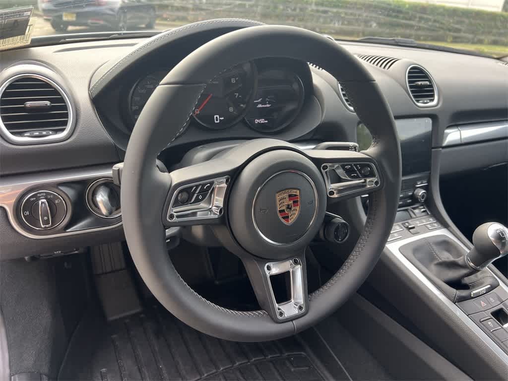 Thumbnail: 2025 Porsche 718 Boxster - 21