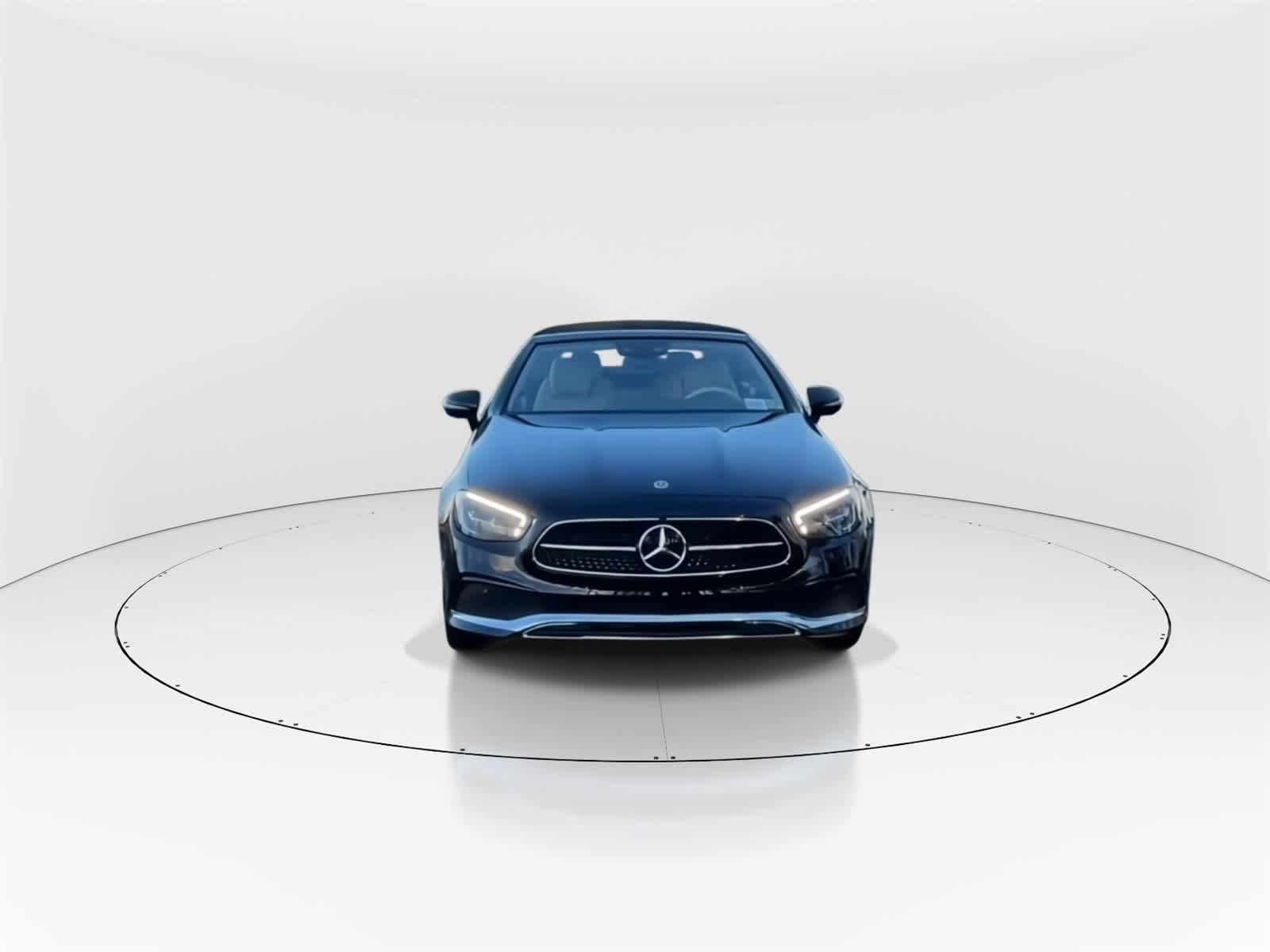 Thumbnail: 2023 Mercedes-Benz E-Class - 4