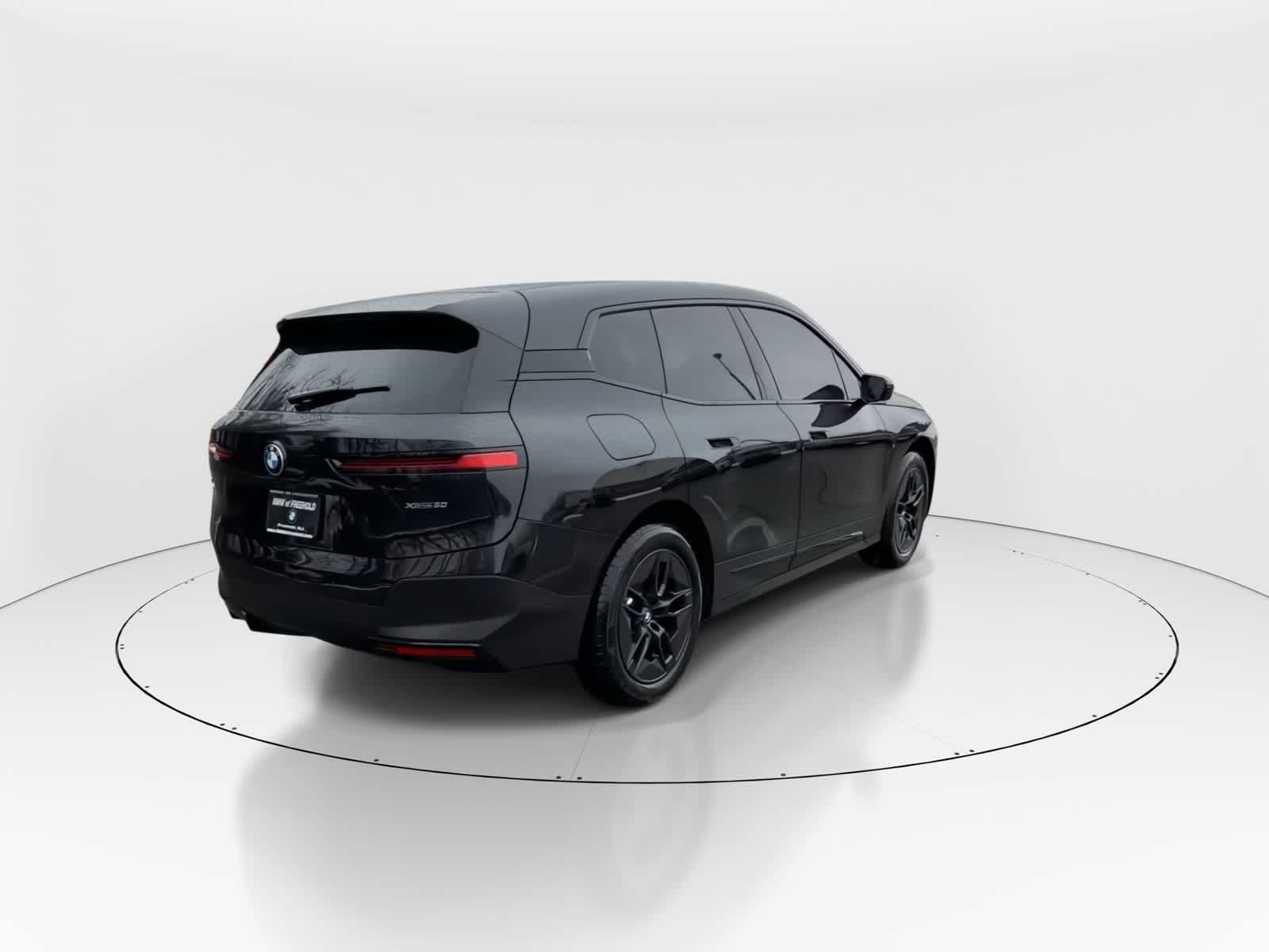 Thumbnail: 2024 BMW iX - 3