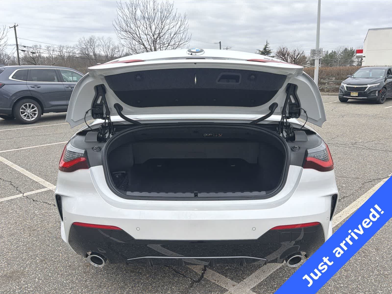 Thumbnail: 2026 BMW 4 Series - 27