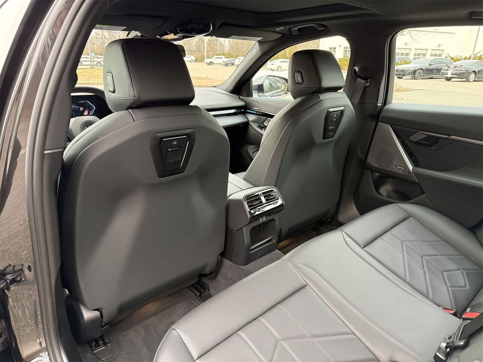 Thumbnail: 2026 BMW 5 Series - 20