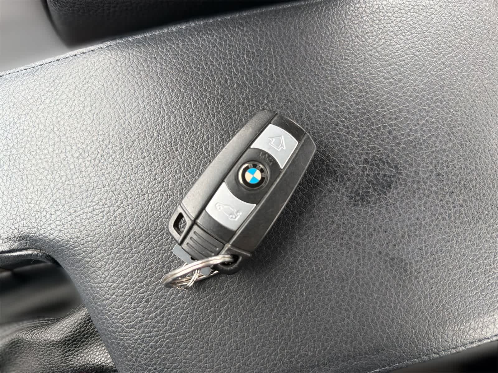 Thumbnail: 2010 BMW 3 Series - 28