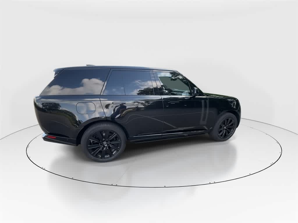 Thumbnail: 2025 Land Rover Range Rover - 9