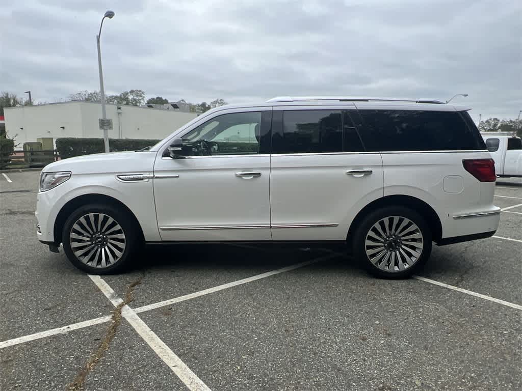 Thumbnail: 2019 Lincoln Navigator - 11
