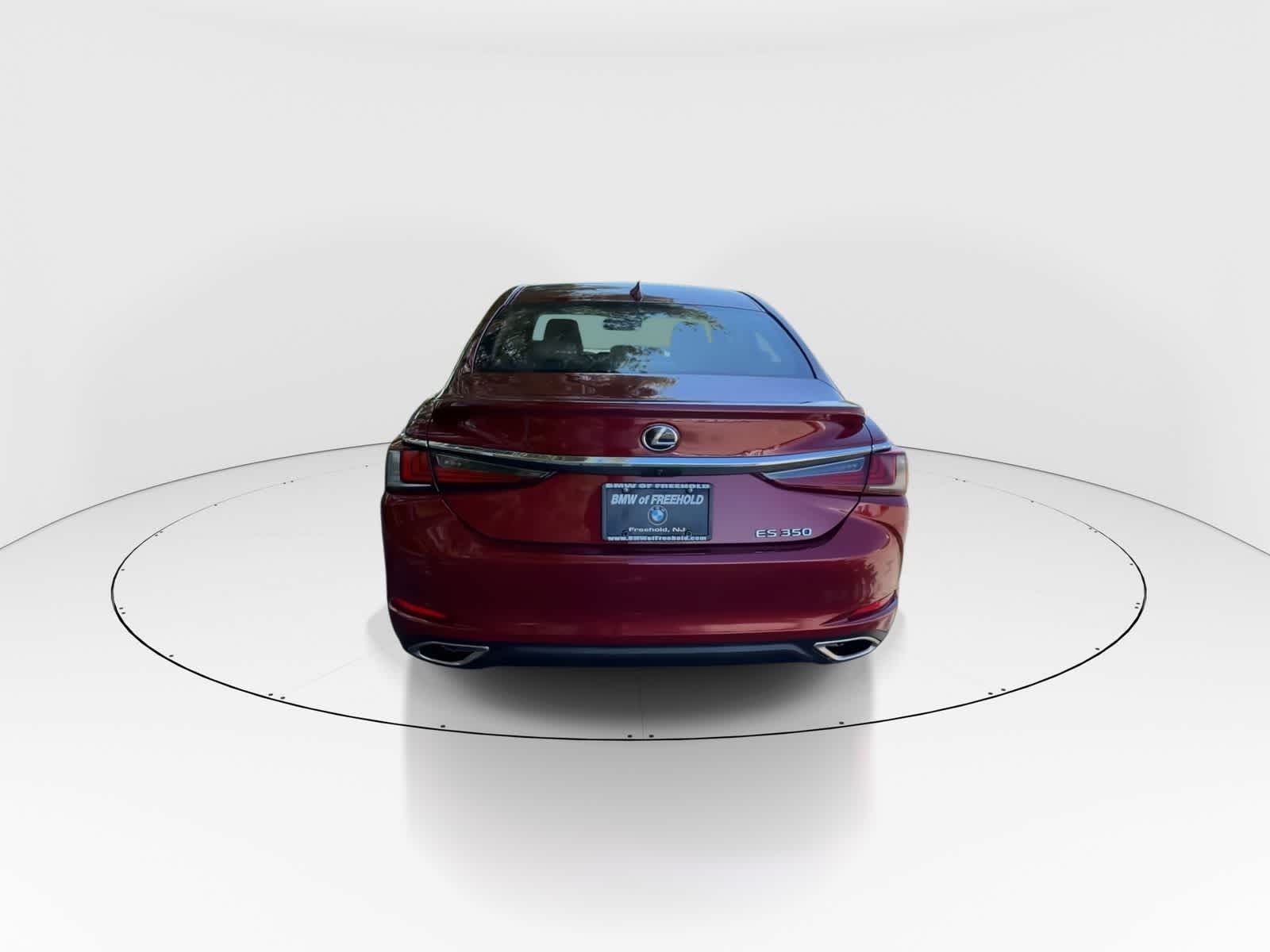 Thumbnail: 2022 Lexus ES - 7