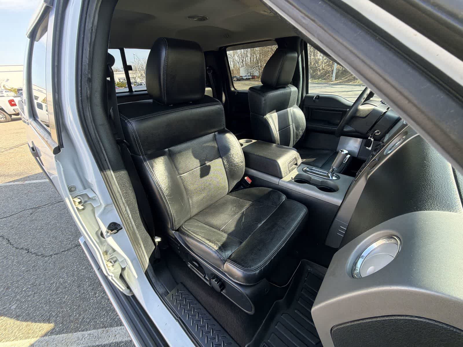 Thumbnail: 2006 Ford Econoline - 22