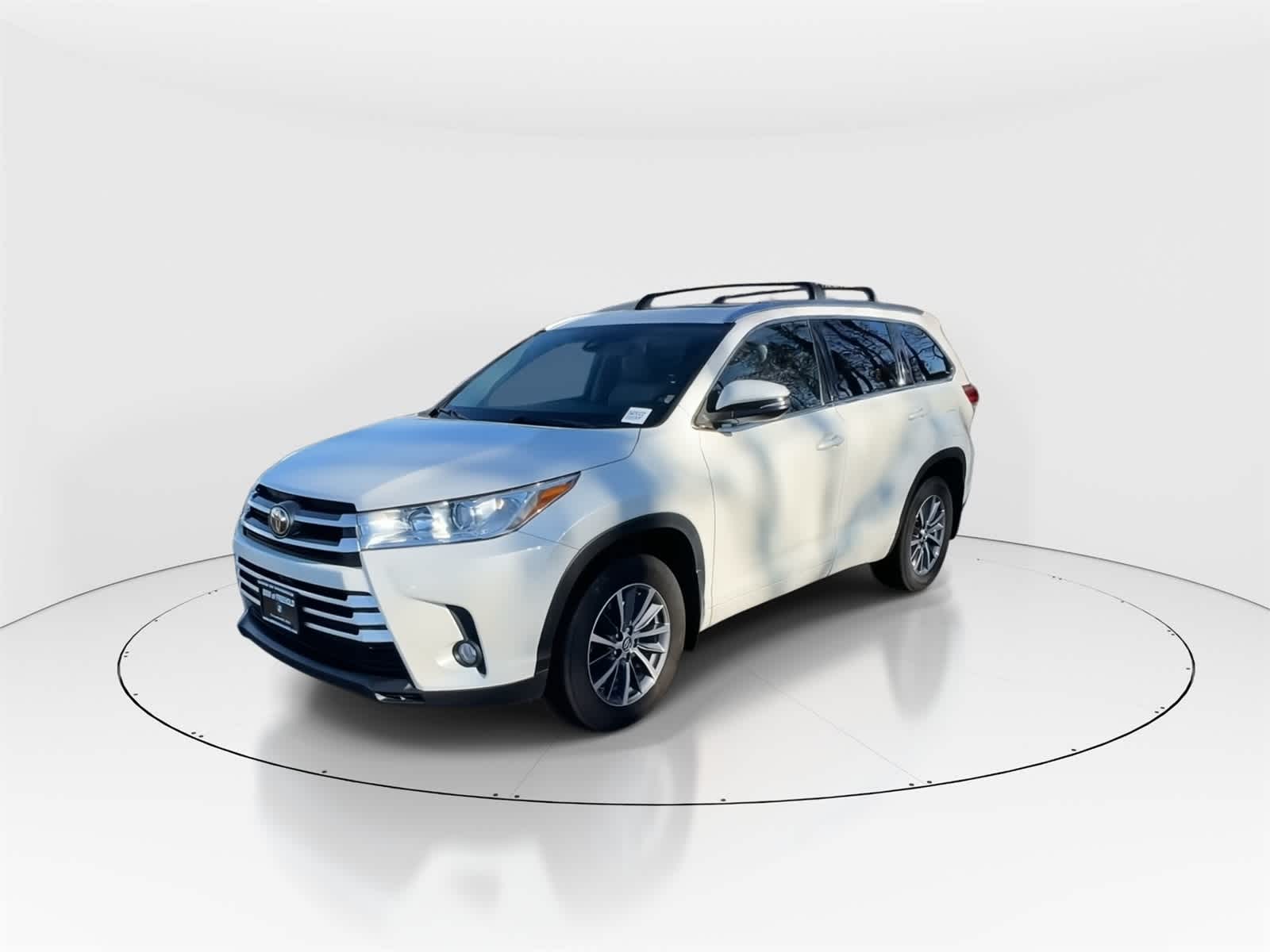 Thumbnail: 2017 Toyota Highlander - 5