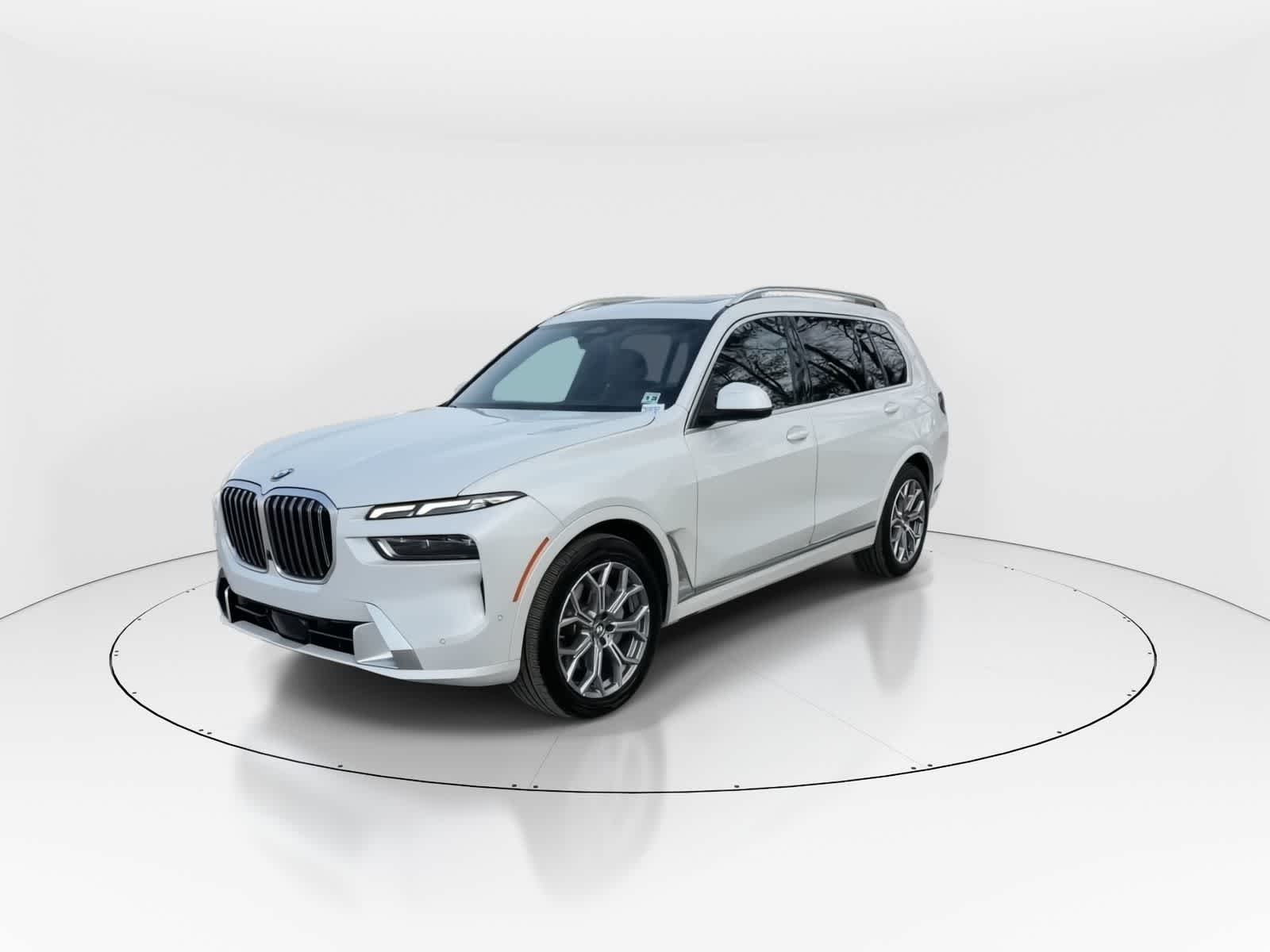 Thumbnail: 2024 BMW X7 - 5