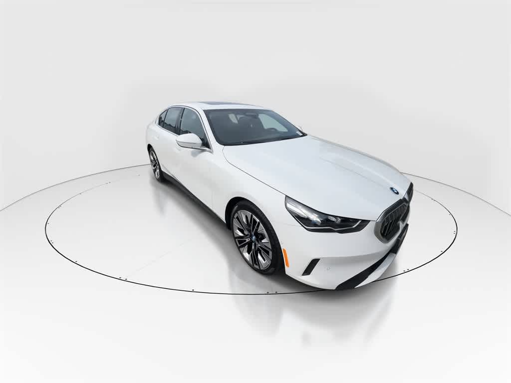 Thumbnail: 2025 BMW i5 - 2