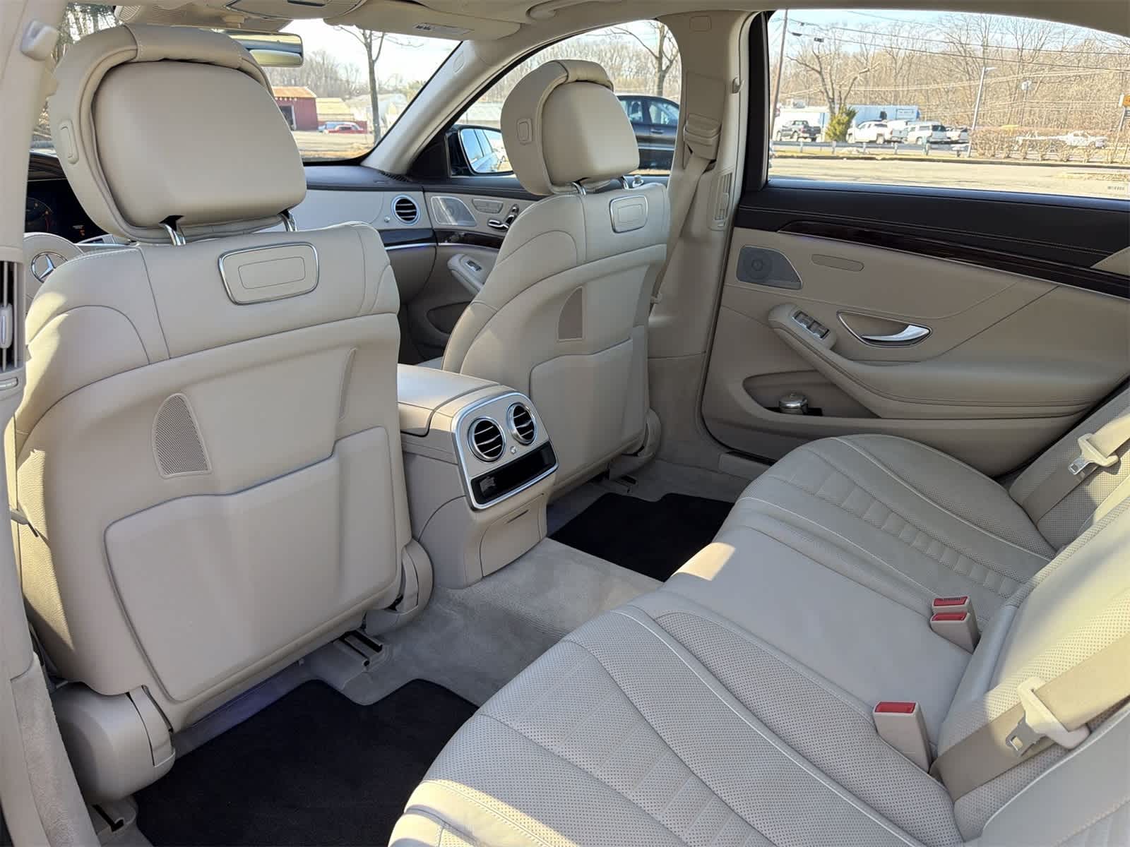 Thumbnail: 2019 Mercedes-Benz S-Class - 20