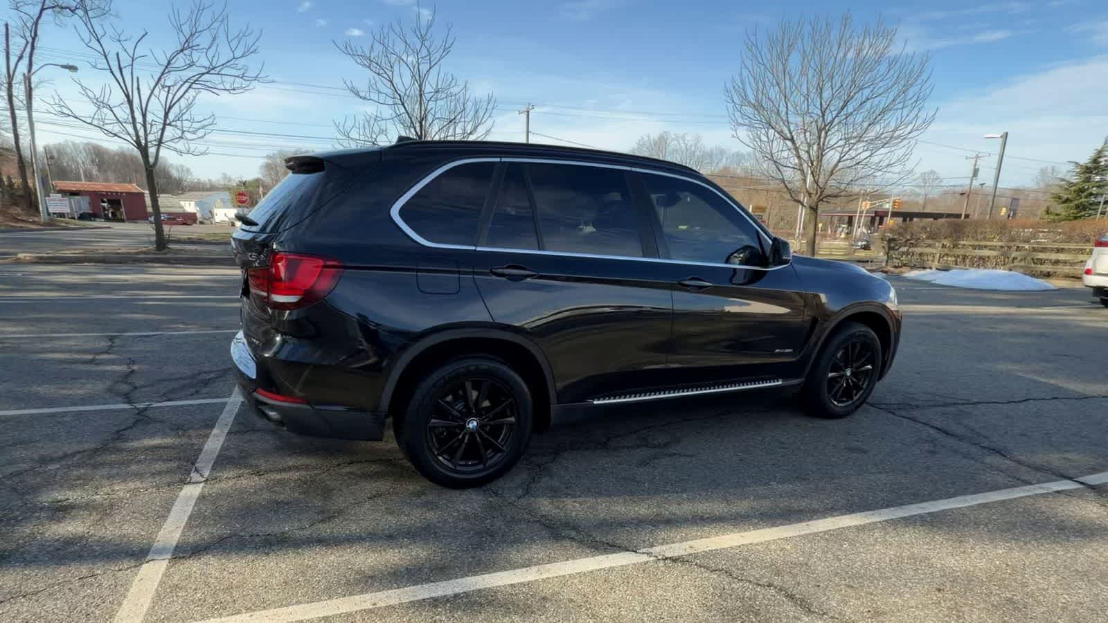 Thumbnail: 2015 BMW X5 - 9