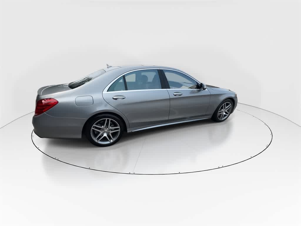 Thumbnail: 2015 Mercedes-Benz S-Class - 9
