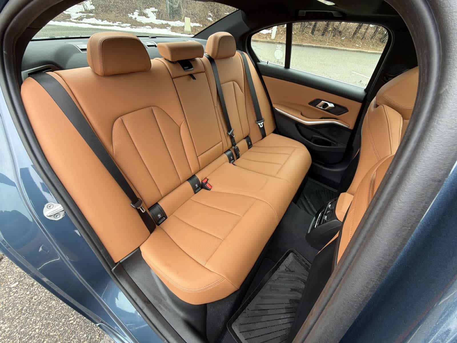 Thumbnail: 2025 BMW 3 Series - 21