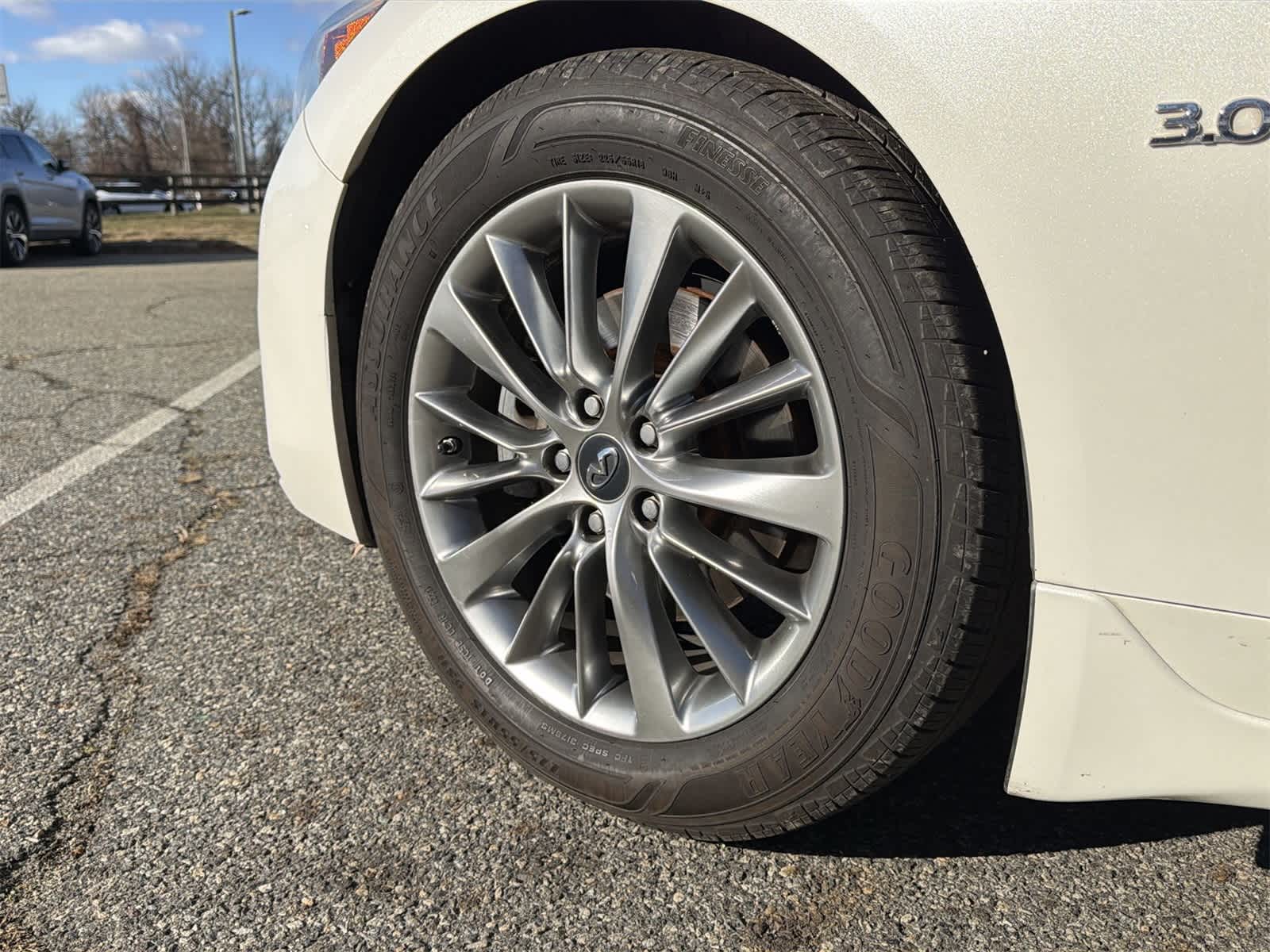 Thumbnail: 2019 INFINITI Q50 - 16