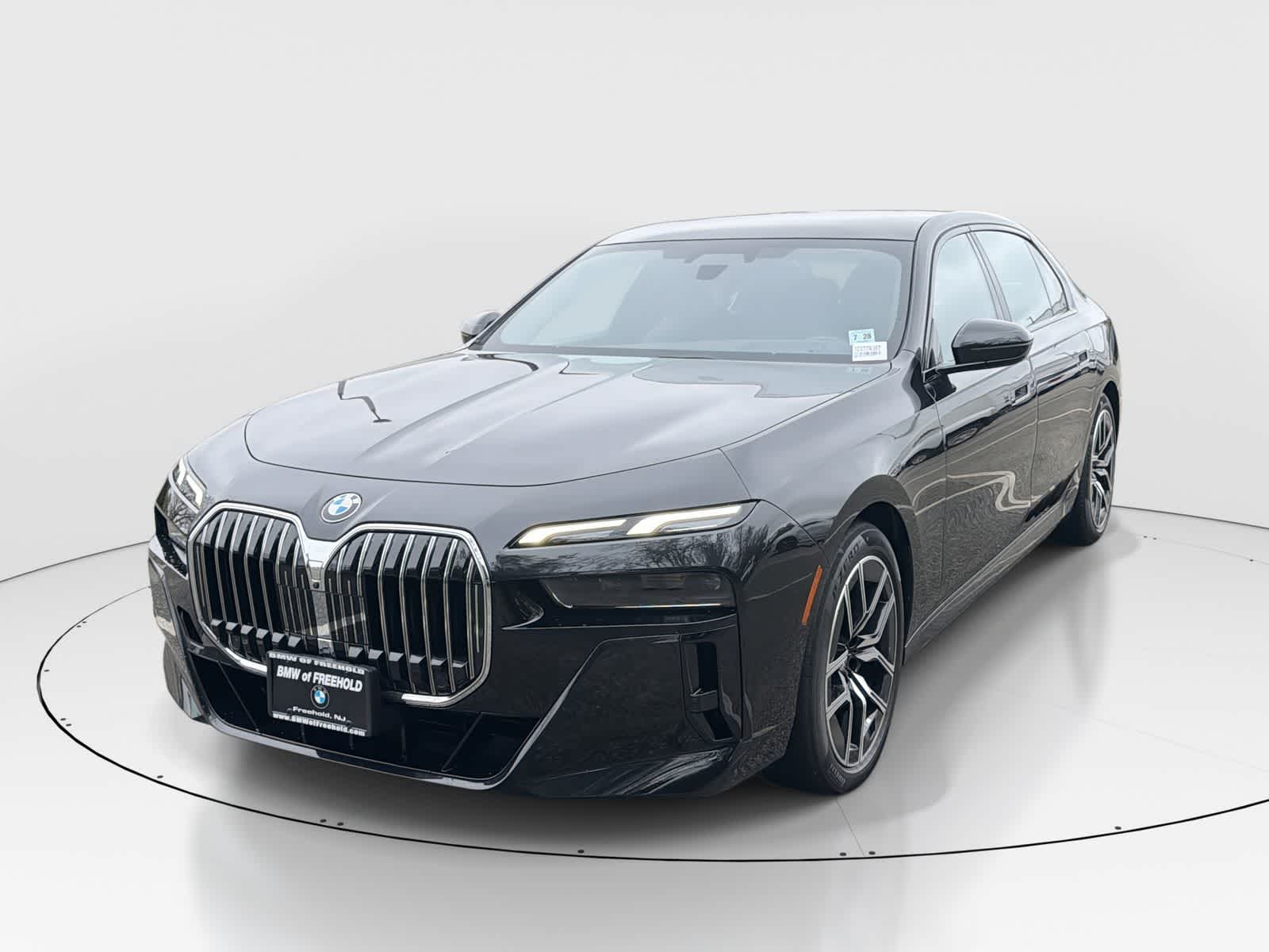 2023 BMW 7 Series 760i xDrive's photo