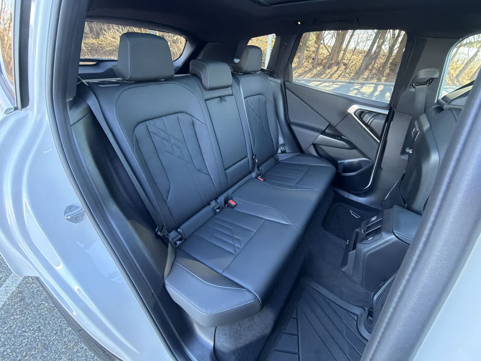 Thumbnail: 2025 BMW X3 - 21