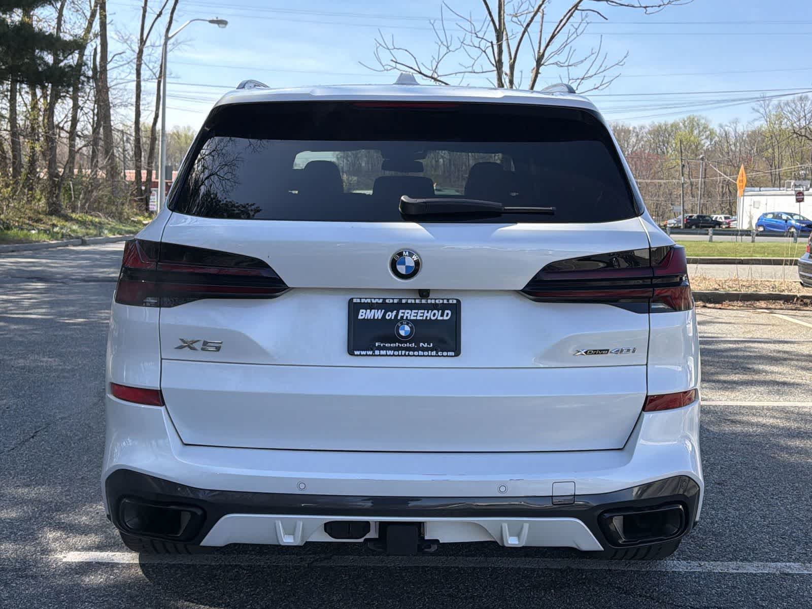 Thumbnail: 2024 BMW X5 - 13