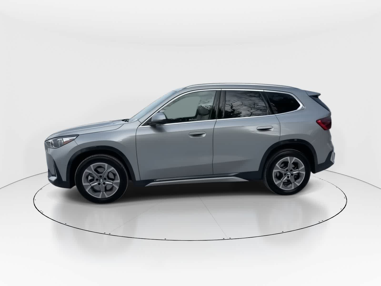 Thumbnail: 2025 BMW X1 - 6