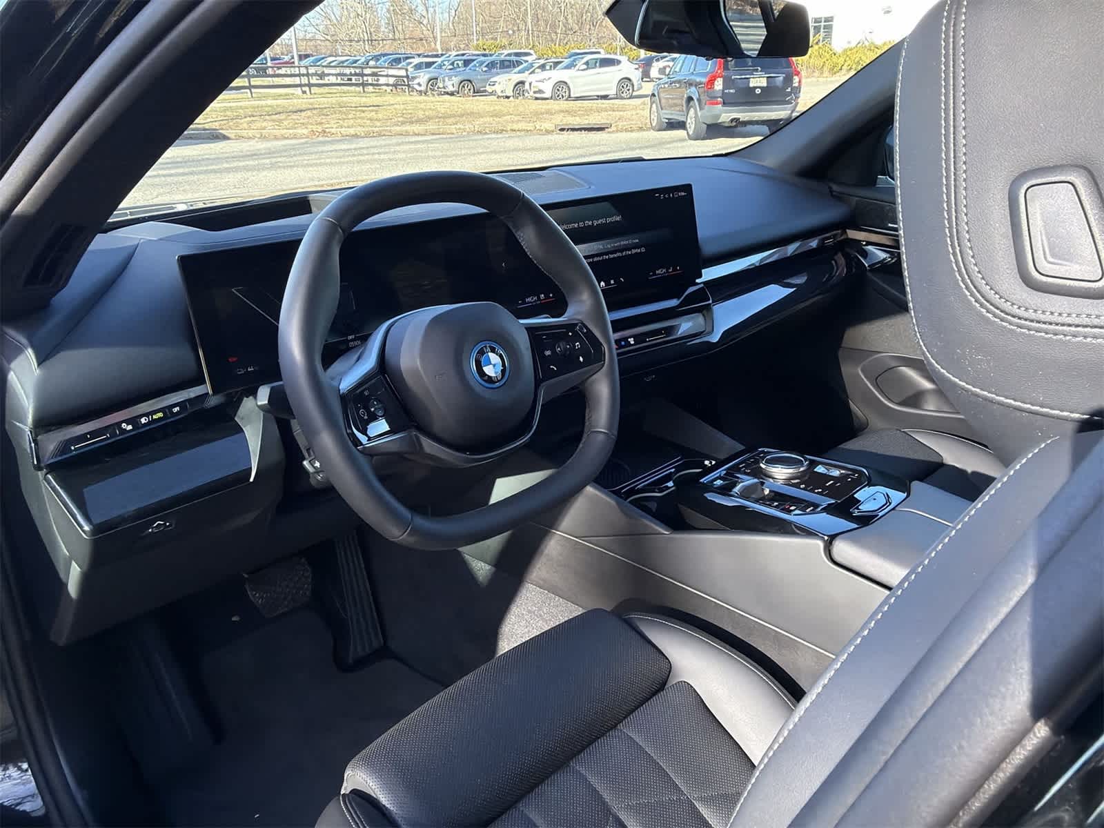 Thumbnail: 2025 BMW i5 - 10