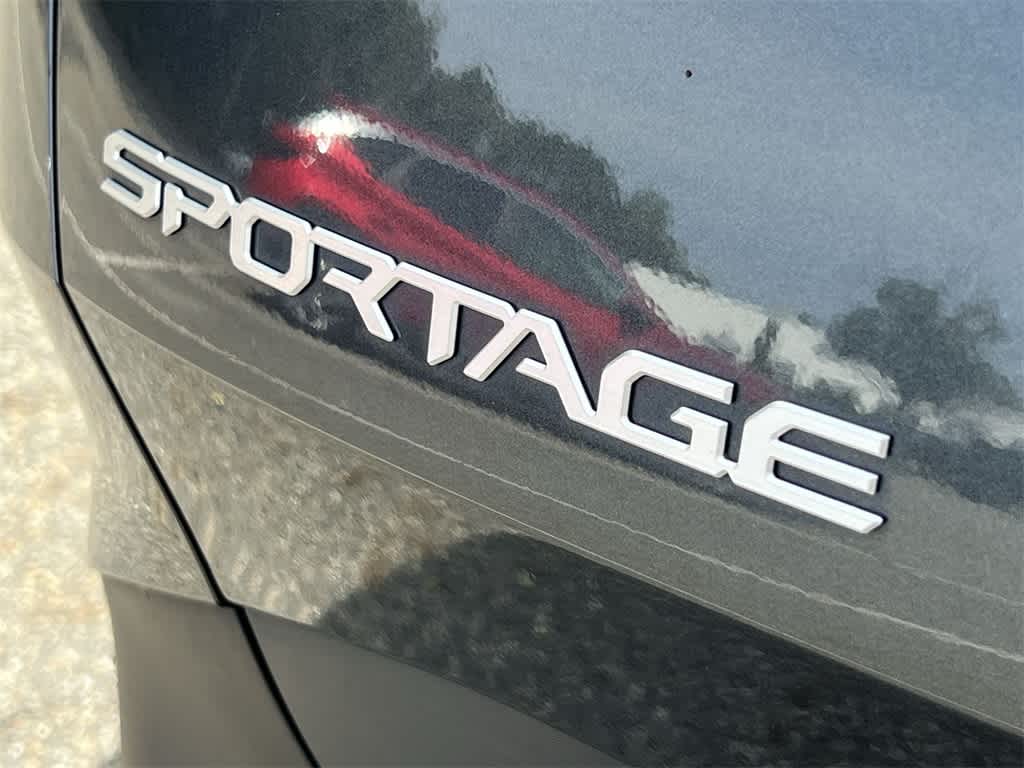 Thumbnail: 2023 Kia Sportage - 15