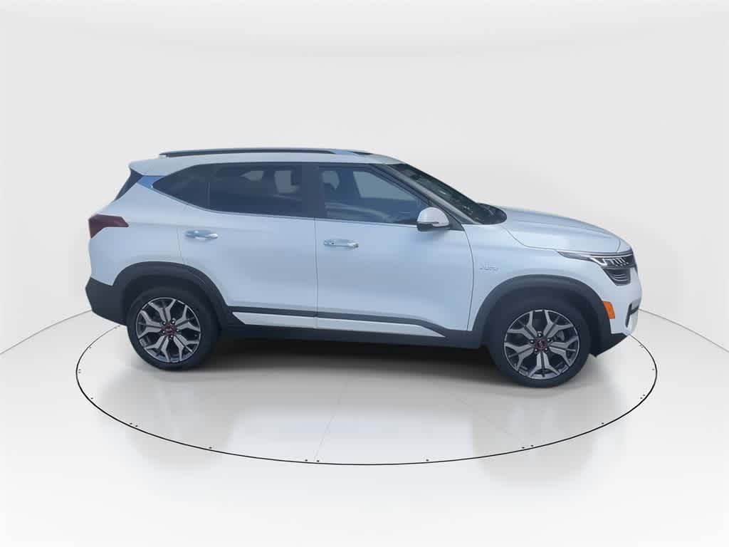 Thumbnail: 2021 Kia Seltos - 9