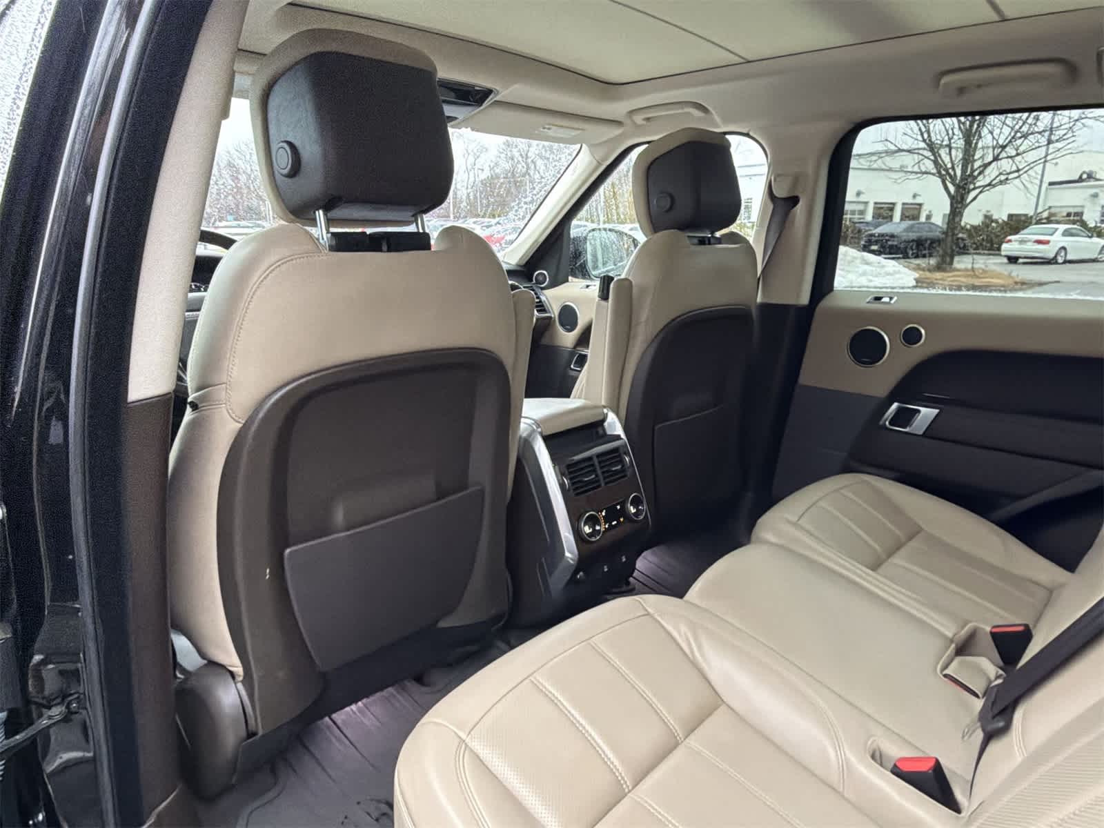 Thumbnail: 2018 Land Rover Range Rover Sport - 20