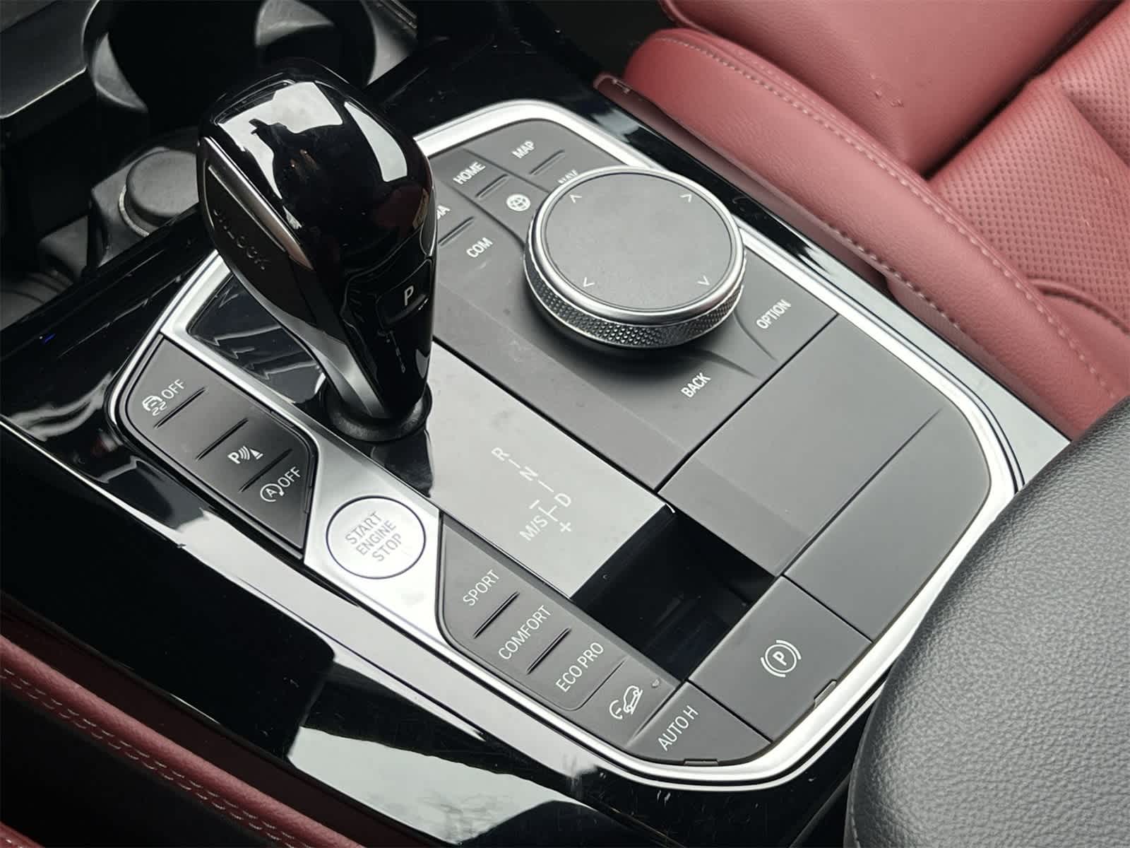 Thumbnail: 2023 BMW X4 - 25