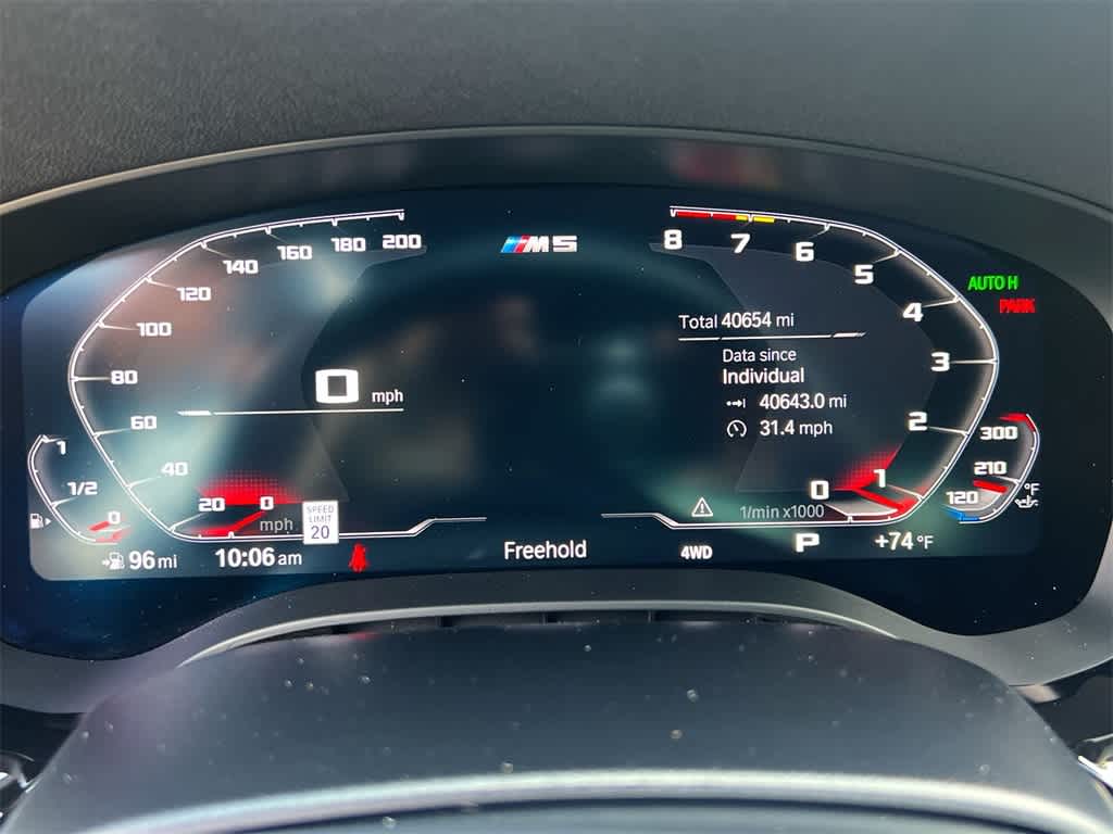 Thumbnail: 2022 BMW M5 - 26