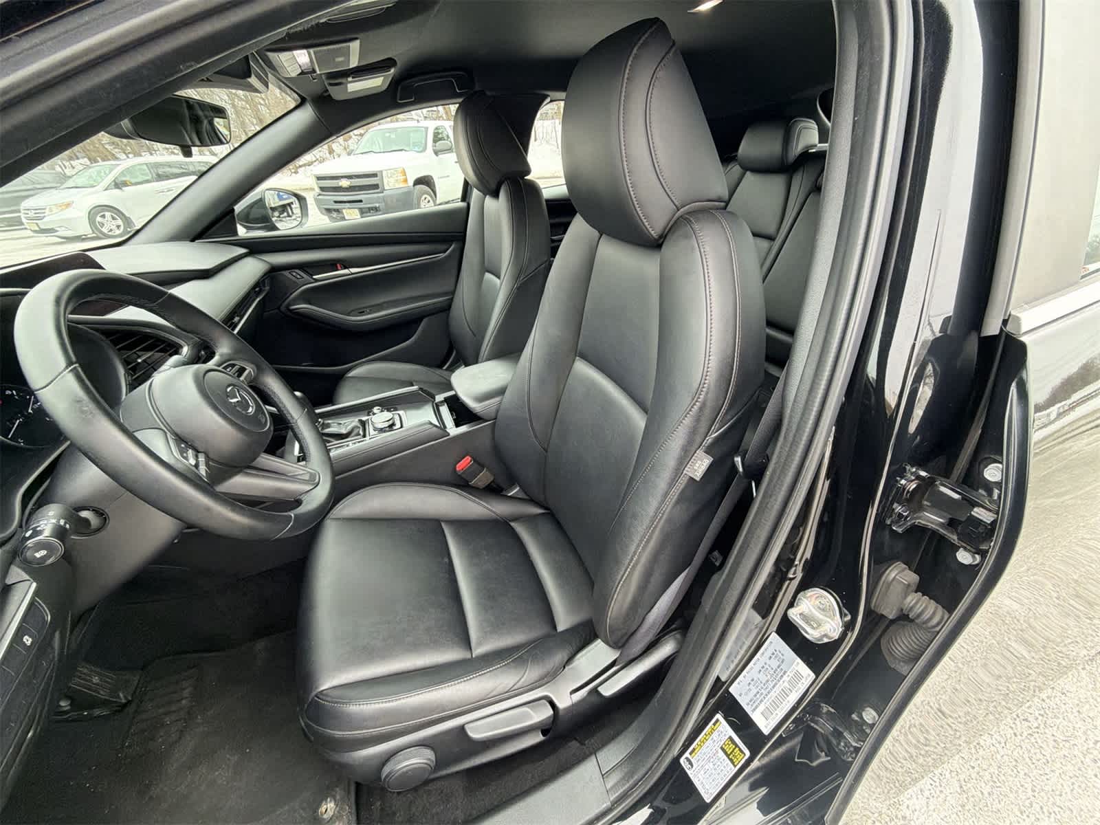 Thumbnail: 2021 Mazda Mazda3 - 19