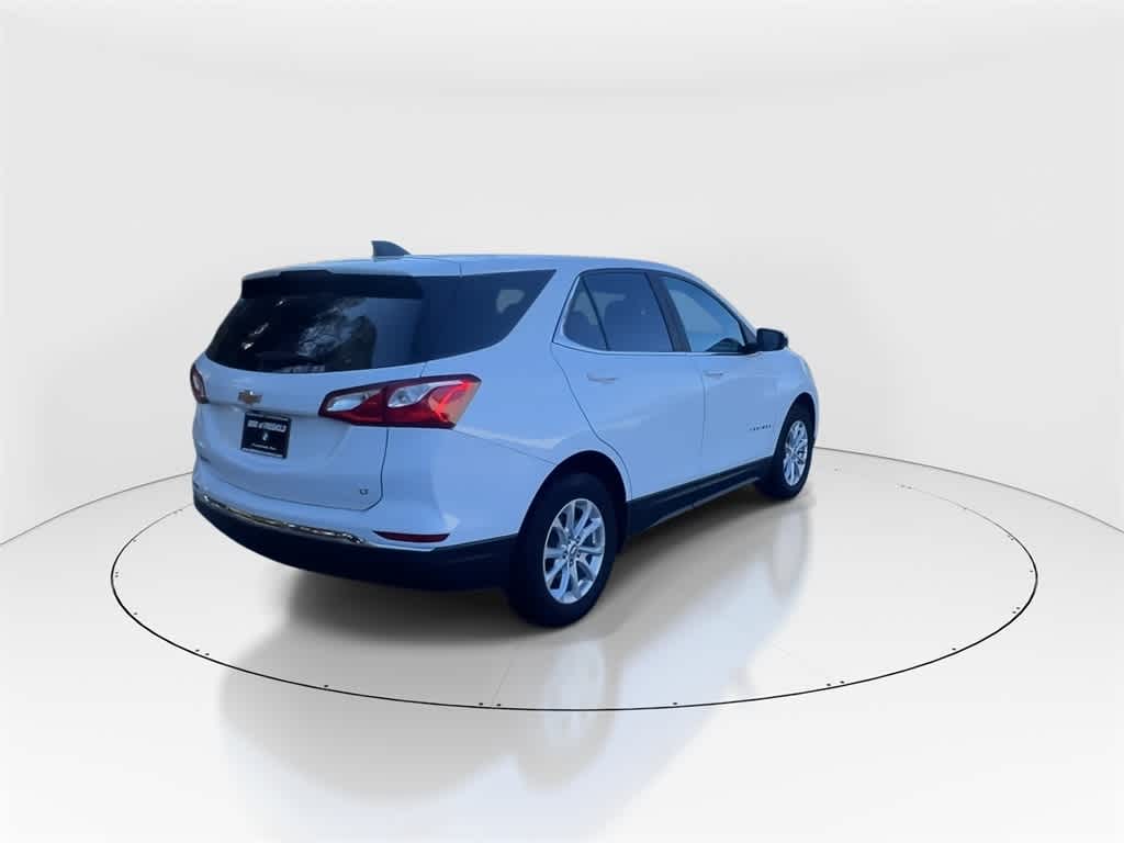 Thumbnail: 2021 Chevrolet Equinox - 9