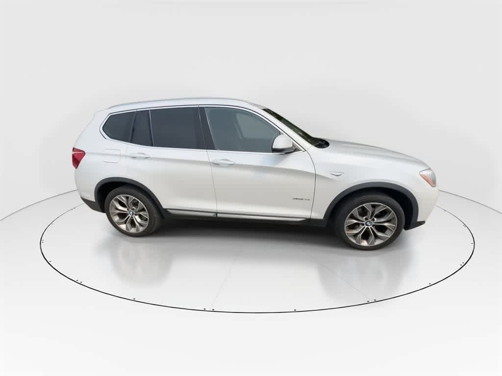 Thumbnail: 2017 BMW X3 - 9