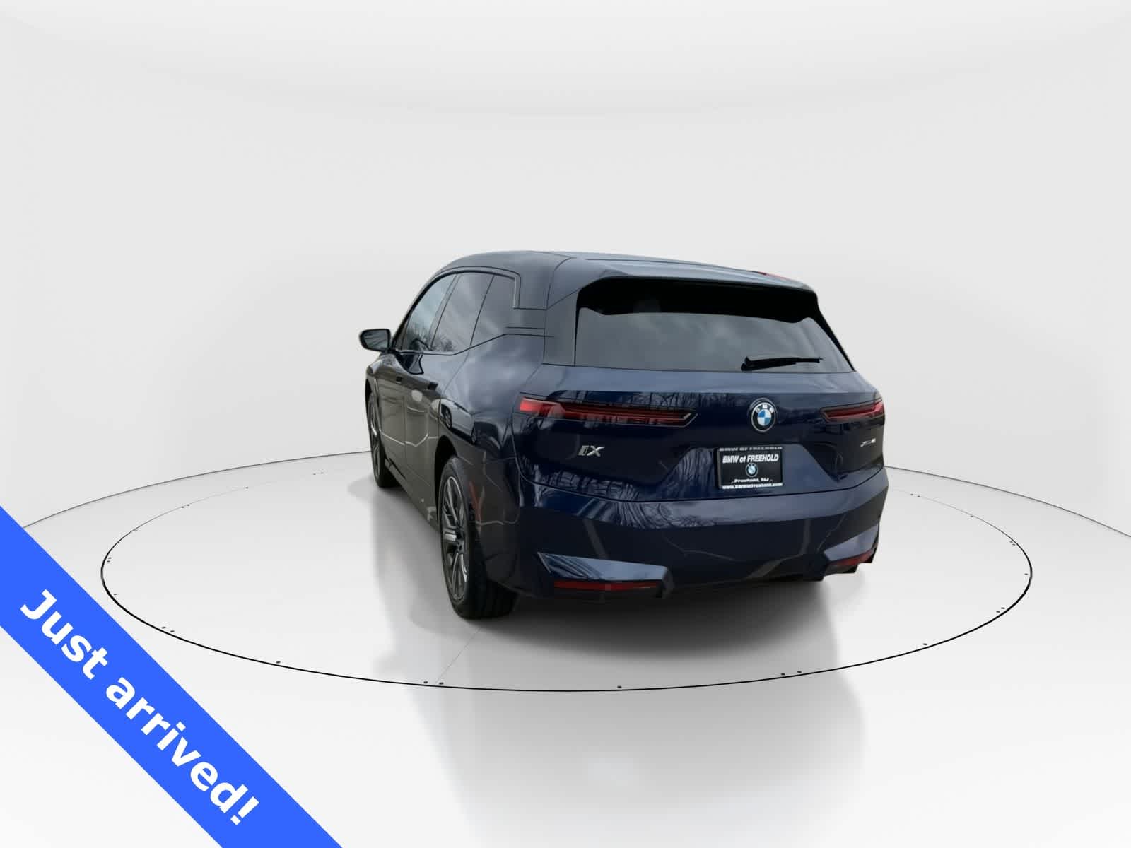 Thumbnail: 2026 BMW iX - 6