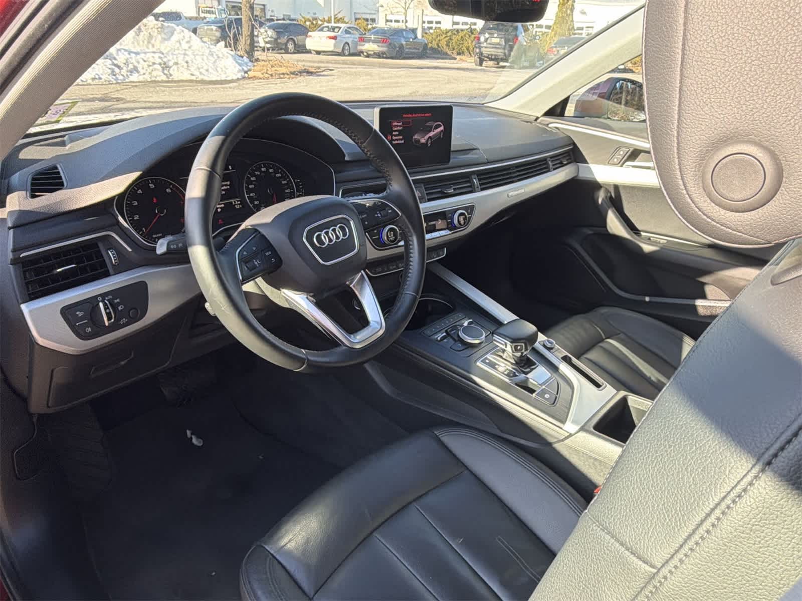 Thumbnail: 2017 Audi A4 - 10