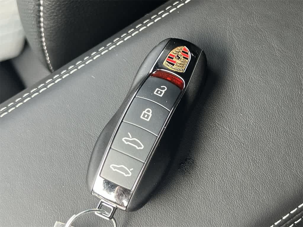 Thumbnail: 2025 Porsche 718 Boxster - 26