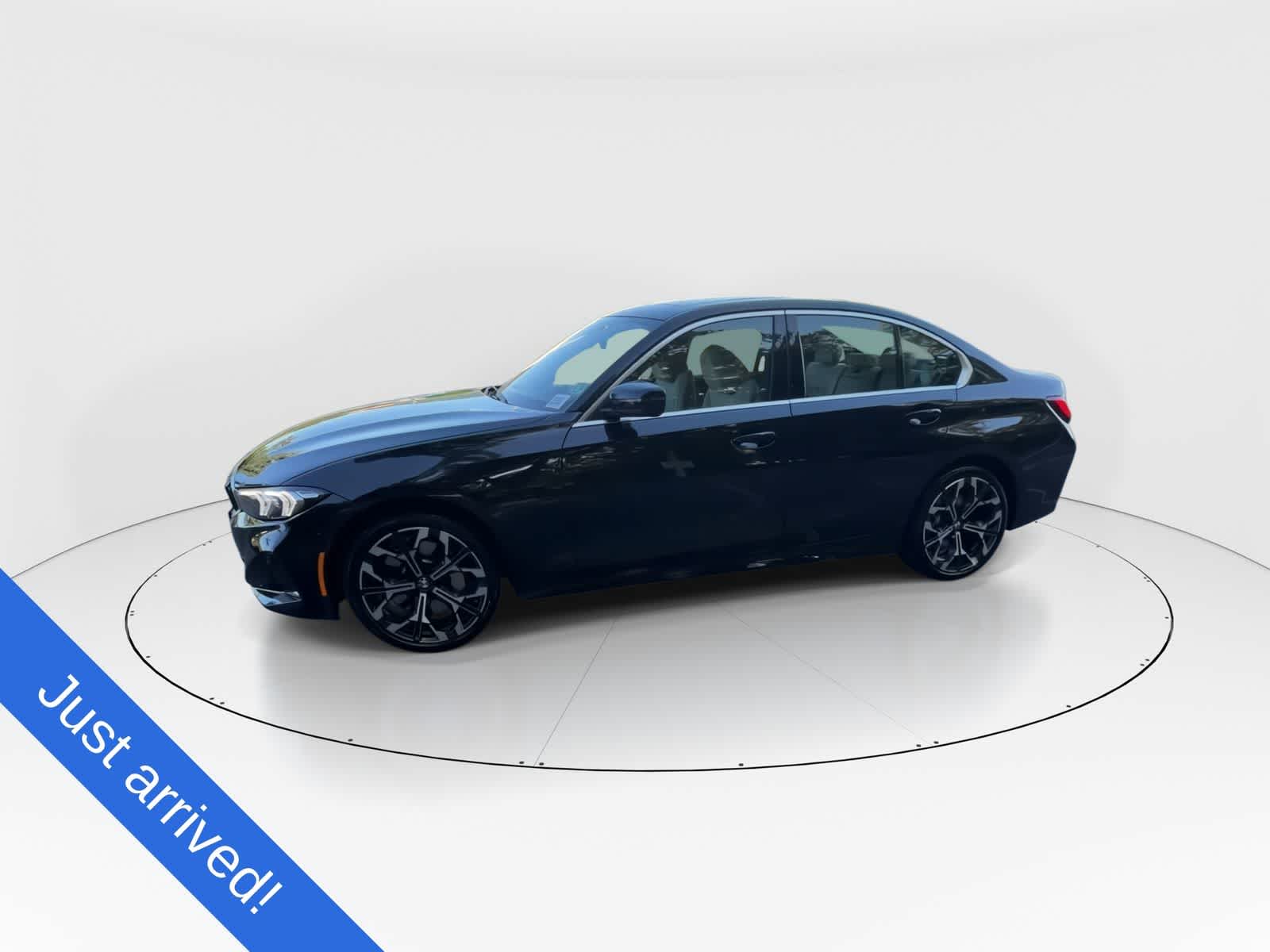 Thumbnail: 2026 BMW 3 Series - 4