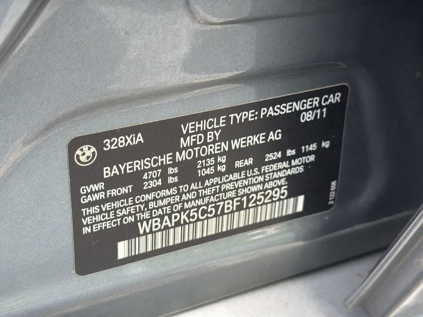 Thumbnail: 2011 BMW 3 Series - 29