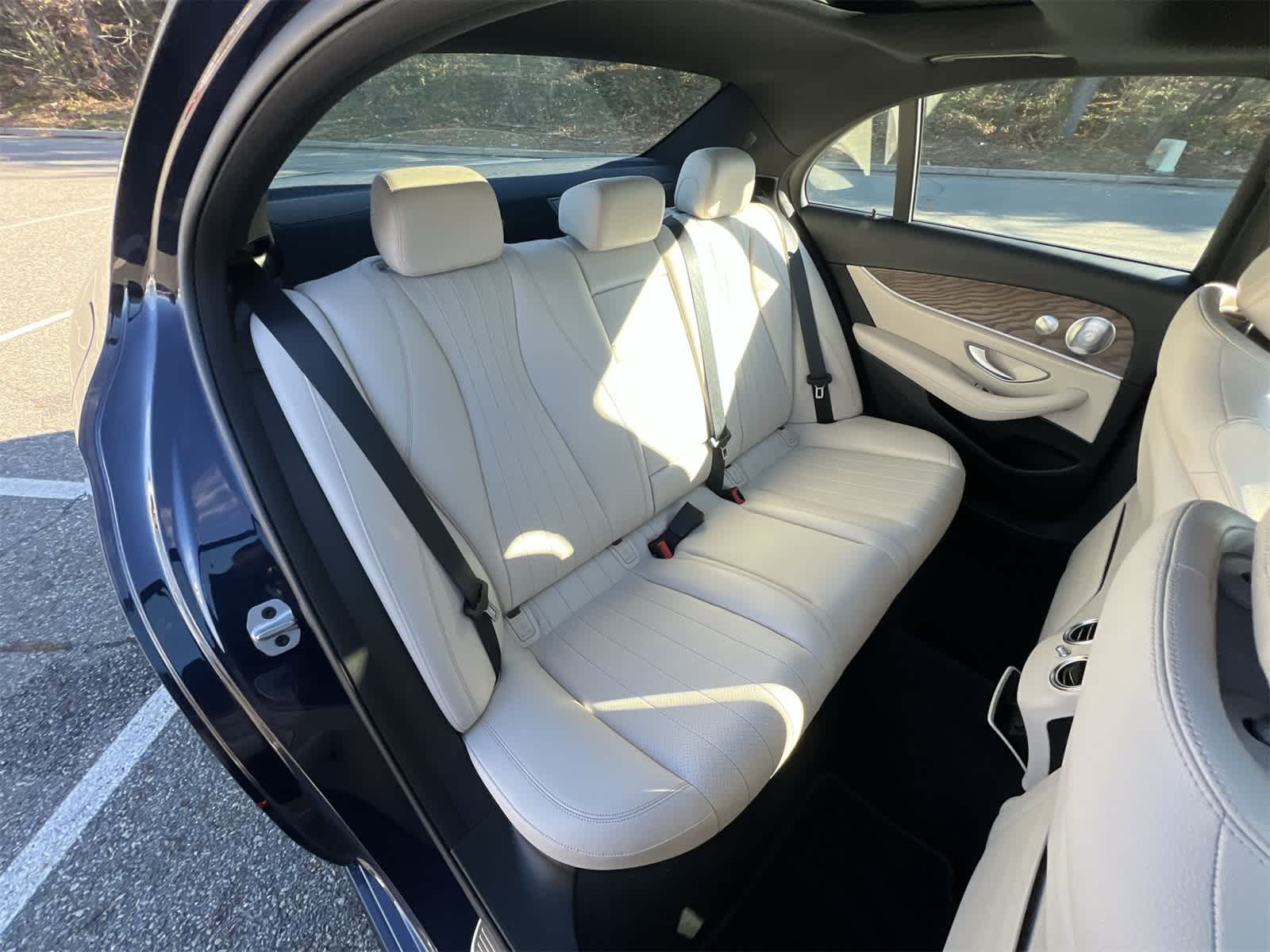 Thumbnail: 2021 Mercedes-Benz E-Class - 21