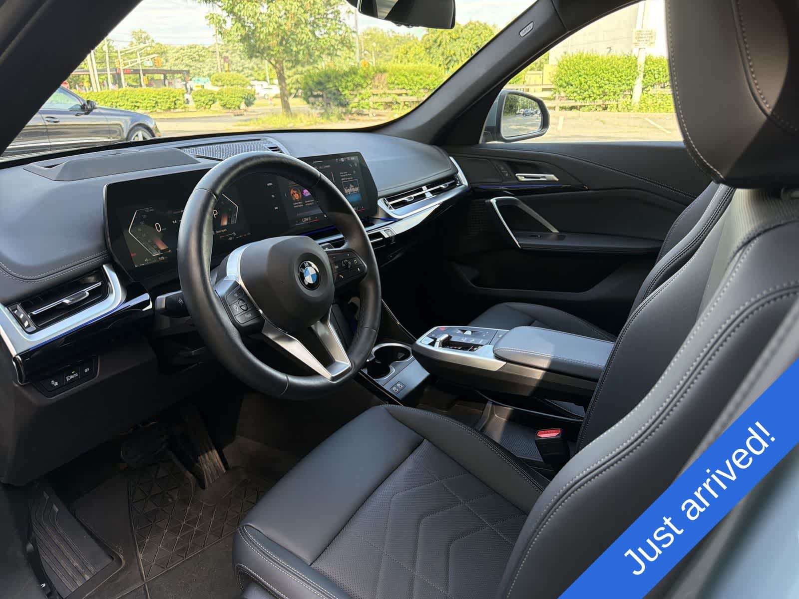 Thumbnail: 2026 BMW X1 - 10
