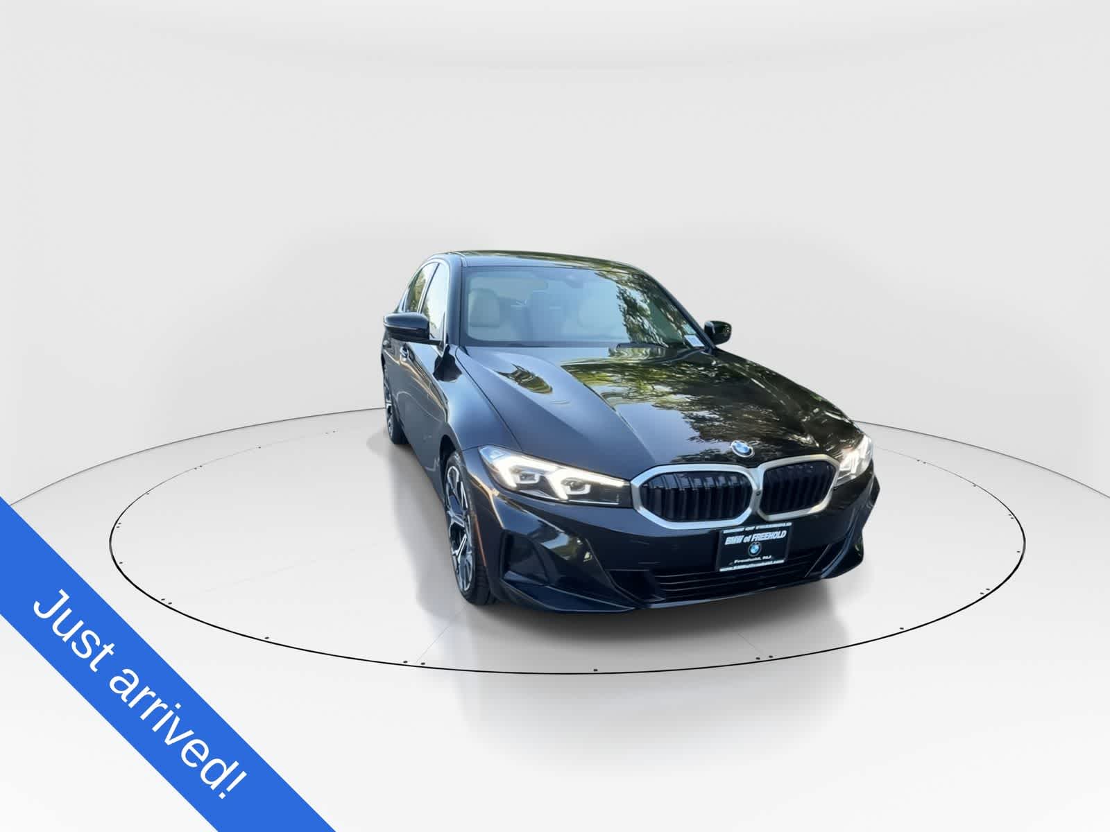Thumbnail: 2026 BMW 3 Series - 2