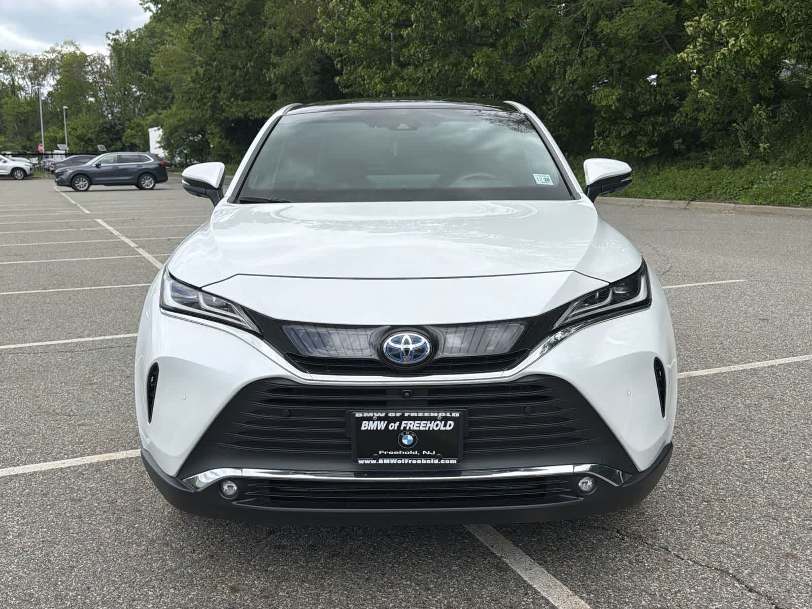 Thumbnail: 2023 Toyota Venza - 14