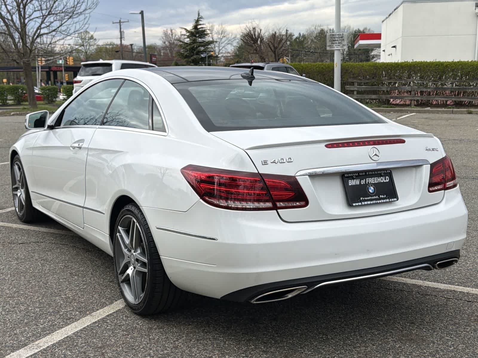Thumbnail: 2016 Mercedes-Benz E-Class - 12